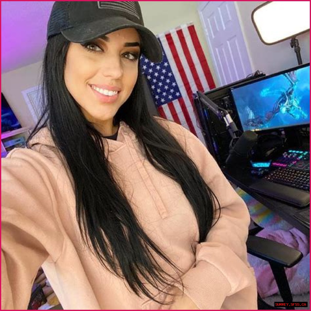 Alex Zedra Net Worth, Age, Height, Bio, Birthday, Wiki!